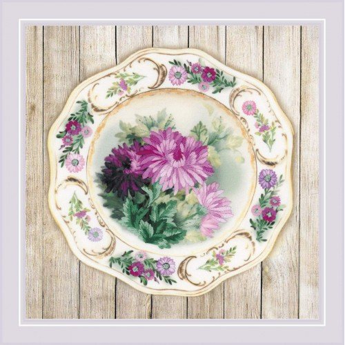 Riolis - Plate with Chrysanthemums. Satin Stitch