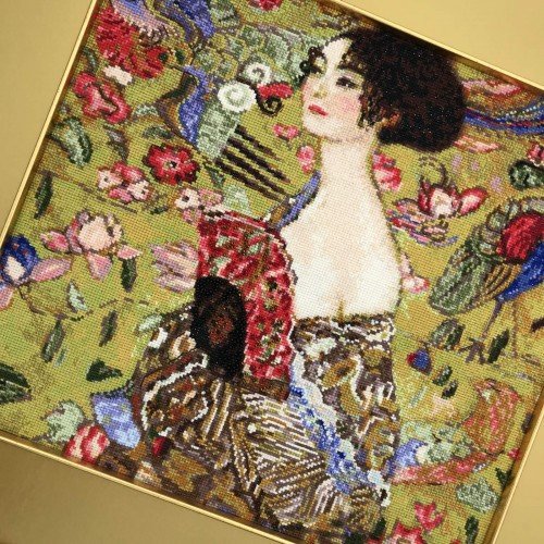 Riolis - Lady with a Fan