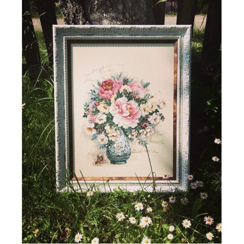 Riolis - Peonies and Wild Roses