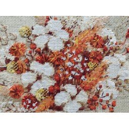 Riolis - Bouquet with Lagurus and Cotton