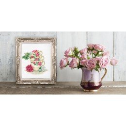 RTO - Cup of tea with rose leaves