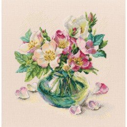 RTO - Tender briar flowers