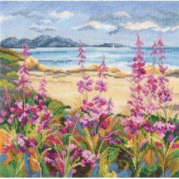 RTO - Flowers by a mountain lake