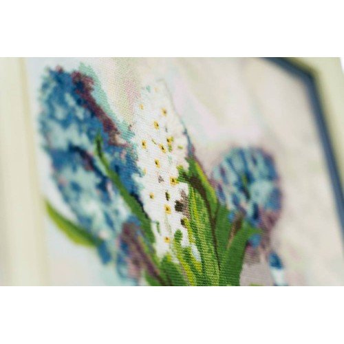 Golden Fleece - Gzhel and hyacinths