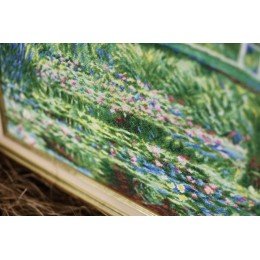 Golden Fleece - White water lilies 1899